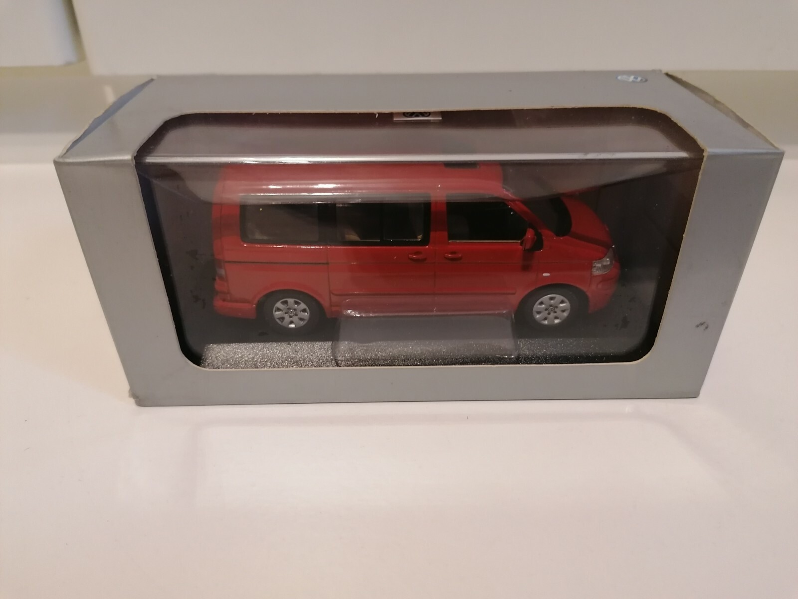 Foto 1 di 11