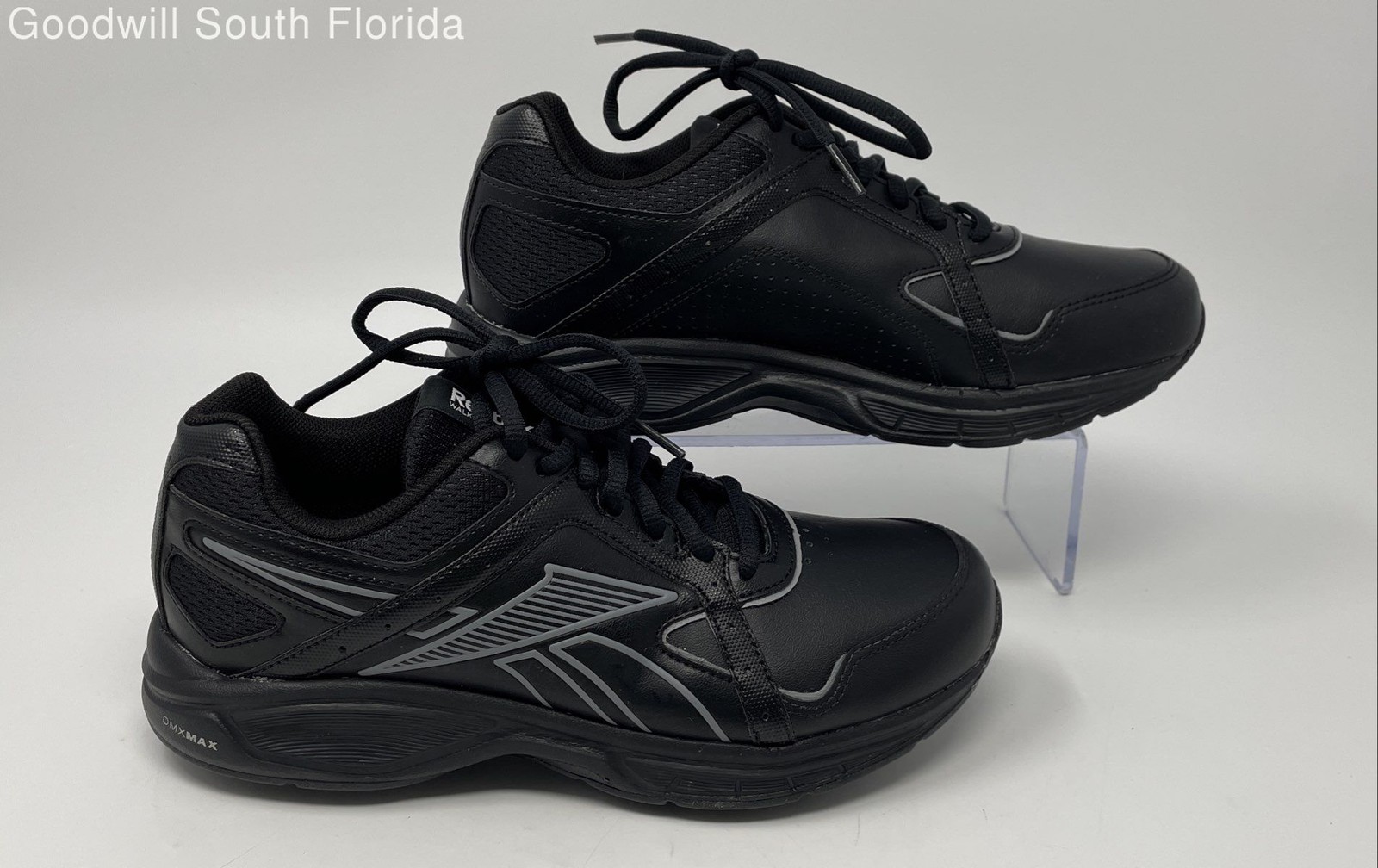 Reebok Womens Walk Ultra 7 DMX Max V60976 Black Lace-Up Sneakers Shoes Size 7.5 thumbnail 2