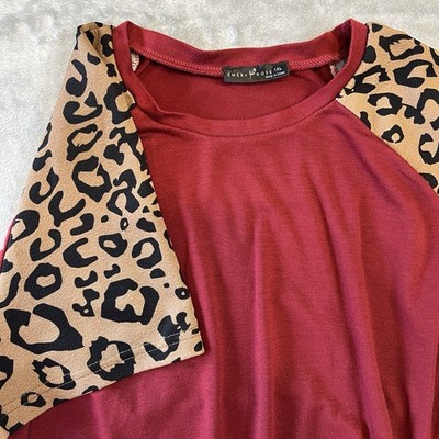 Emory Rose Top Women s 1XL   Maroon Leopard Sleeve Tee   Boutique Style