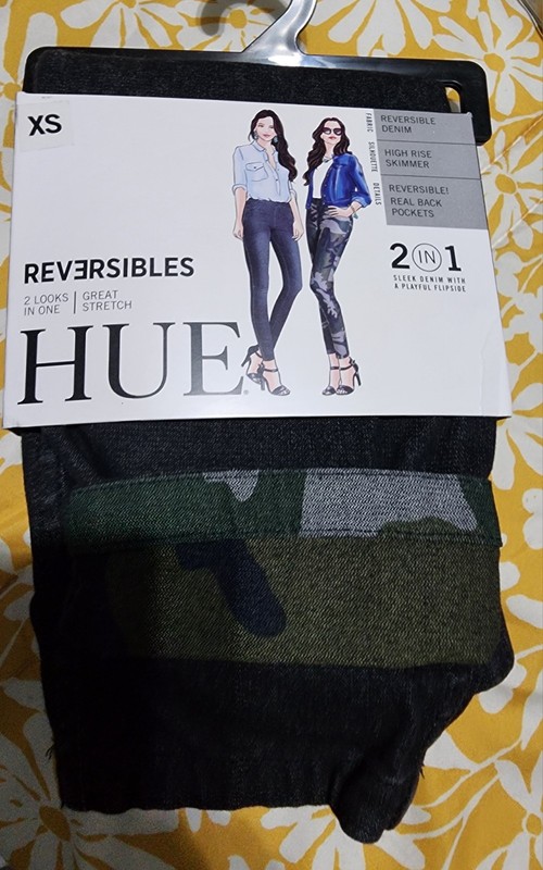 HUE 2 in 1 Reversible Denim High Rise Skimmer- Size XS Black/Camo Print