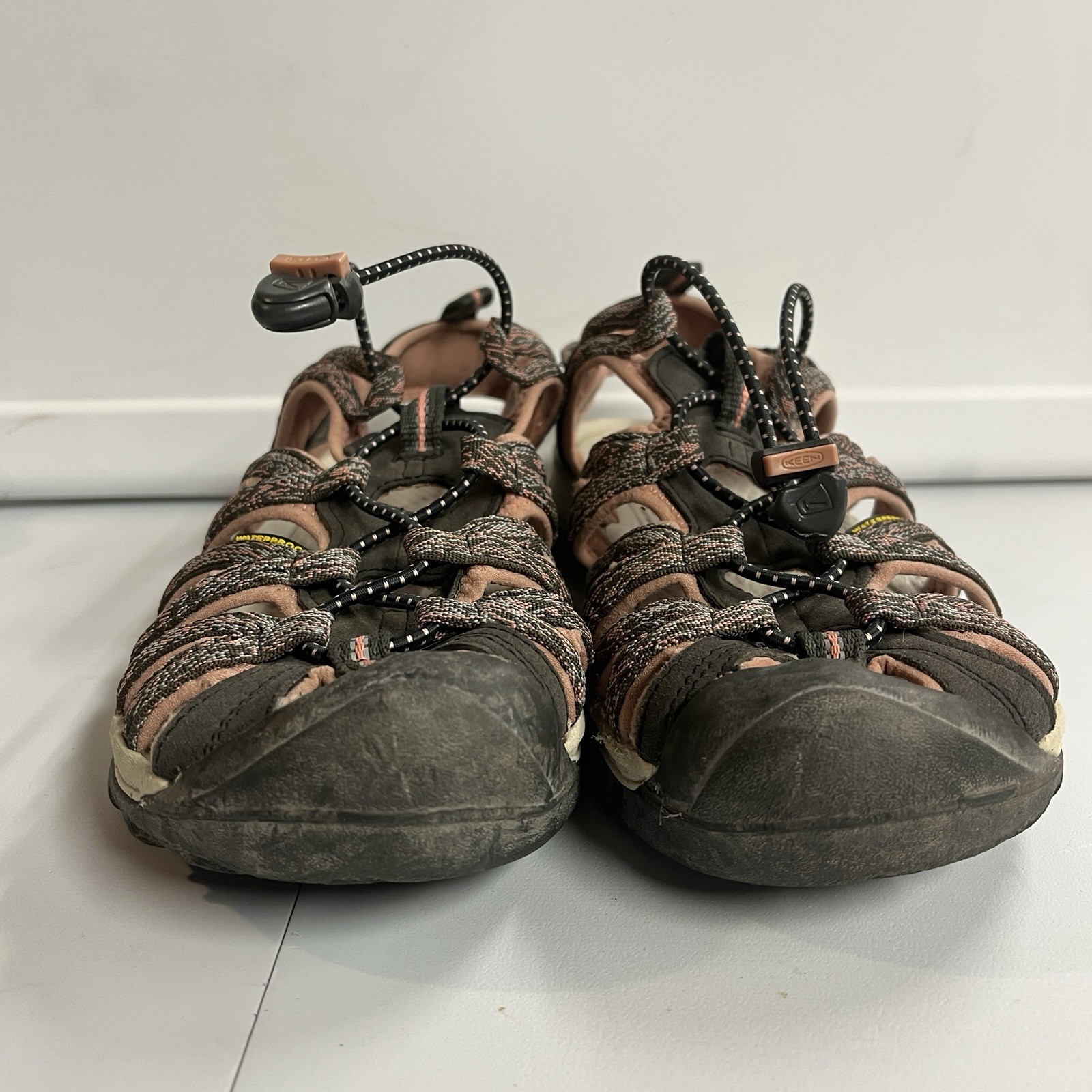 KEEN Sandali Donna Taglia 9 Impermeabili Escursionismo Rosa Sussurro Grigio Nero Scarpe