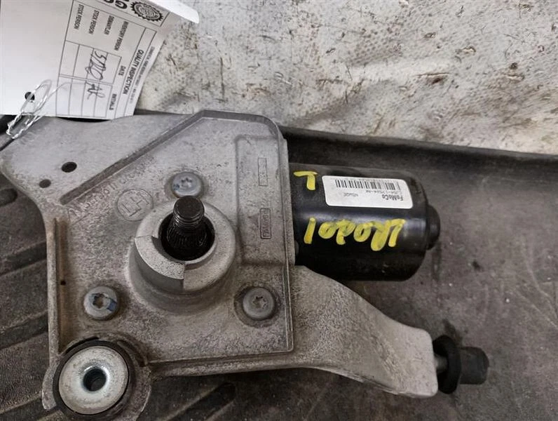 2013-2019 FORD ESCAPE FRONT LEFT LH WINDSHIELD WIPER MOTOR ASSEMBLY OEM - Image 2 of 2