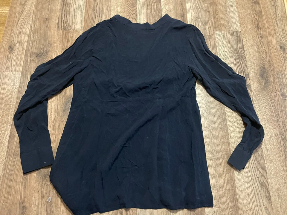 Gap Shirt, Women's Maternity Size Medium, Black, Long Sleeve, V-neck, Ruffles - Image 2 of 4