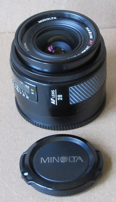 Minolta "Maxxum" AF 28mm 1:2.8 Wide Angle Lens, Caps, UV Filter 