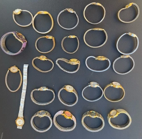 VINTAGE WOMENS WATCH LOT TIMEX CVP CARRIAGE VIVANI PIERRE CARAVELLE PARTS REPAIR