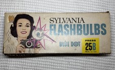 Vintage Sylvania Blue Dot Flashbulbs 25B 12-Pack in Original Box NOS
