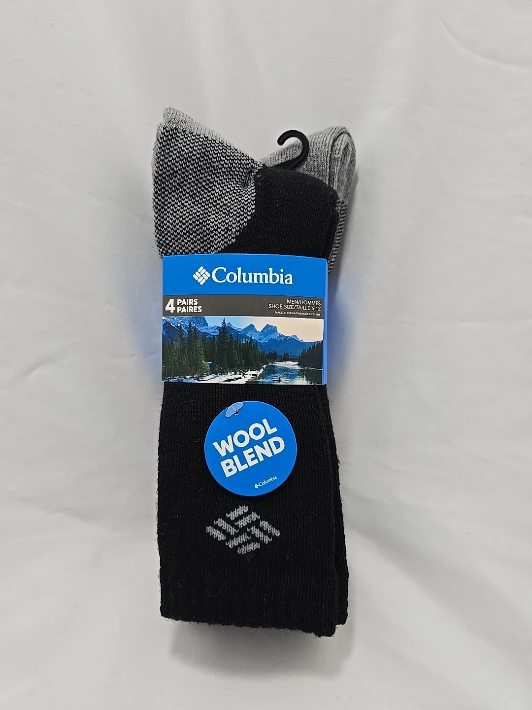 NWT Columbia Men's Wool Blend Crew Length Cushioned 4 Pair Socks Black Grey
