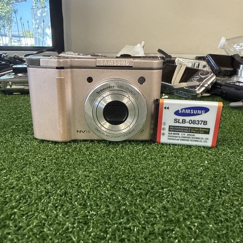 Samsung NV15 10.1 Mega Pixels 5x Digital Zoom Compact Digital 💕RARE PINK💕