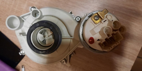 Miele Umwälzpumpe Mpe 32 - 62/2 Professional Geschirrspüler T.Nr.6447943