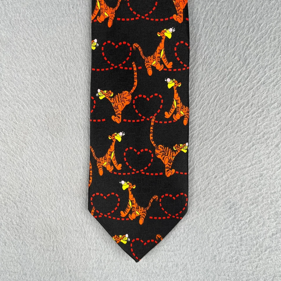 Галстук-сердце Disney Pooh Tigger на День святого Валентина - Изображение 2 из 4