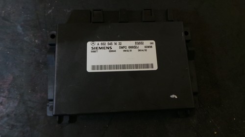 Y10448 Mercedes W211 Steuergerät Getriebe Getriebesteuergerät A0325451432