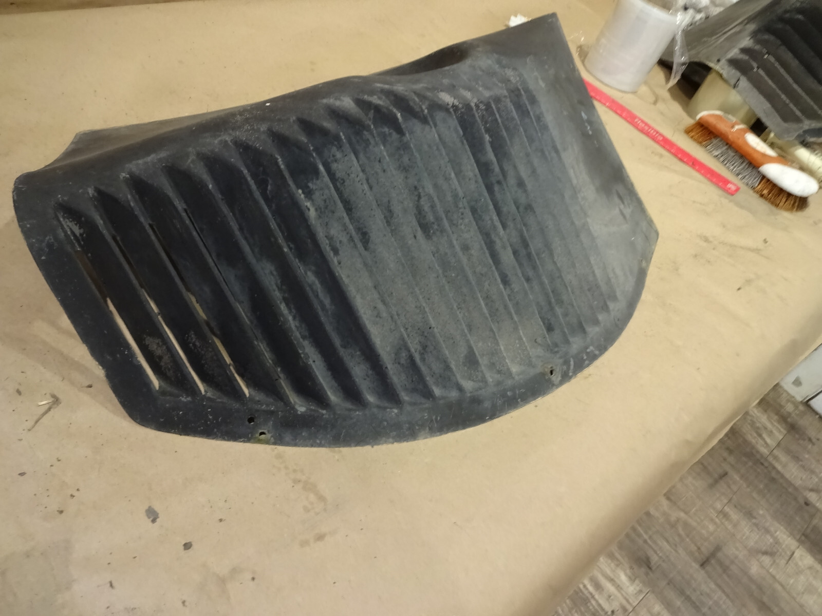 Ferrari Mondial 3.2 LH Rear Wheelhouse Front Section P/N 61800600