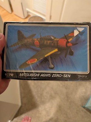 Starfix 1:72 Mitsubishi A6M5 Zero-Sen Plane Model Kit
