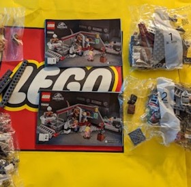 LEGO Set 75932 Jurassic World Park Velociraptor Chase New, No Box