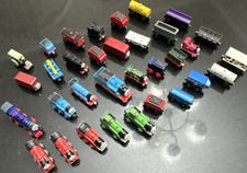 Thomas Friends Wooden Railway 33 pieces Mixed Lot Magnetic Couplers Sodor Cars