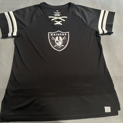 Las Vegas Raiders Woman s top Size 2xl Fanatics With V Neck String