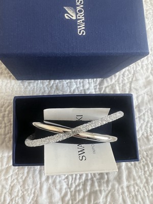 Swarovski Armreif klar Kristall und silberfarben Cross Over Style Neu und Originalverpackt