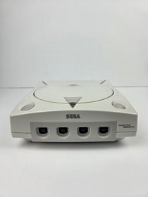 Sega Dreamcast Console HKT-3020 BUNDLE (Includes Controller & Cables + 4 Games)