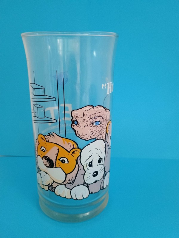 Vintage ET Glass -" Home" - Pizza Hut 1982
