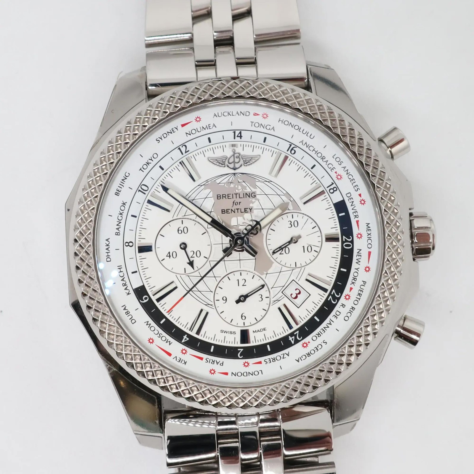 2016 Breitling Bentley 05 Unitime Steel White Watch Unworn AB0521U0/A768-990A