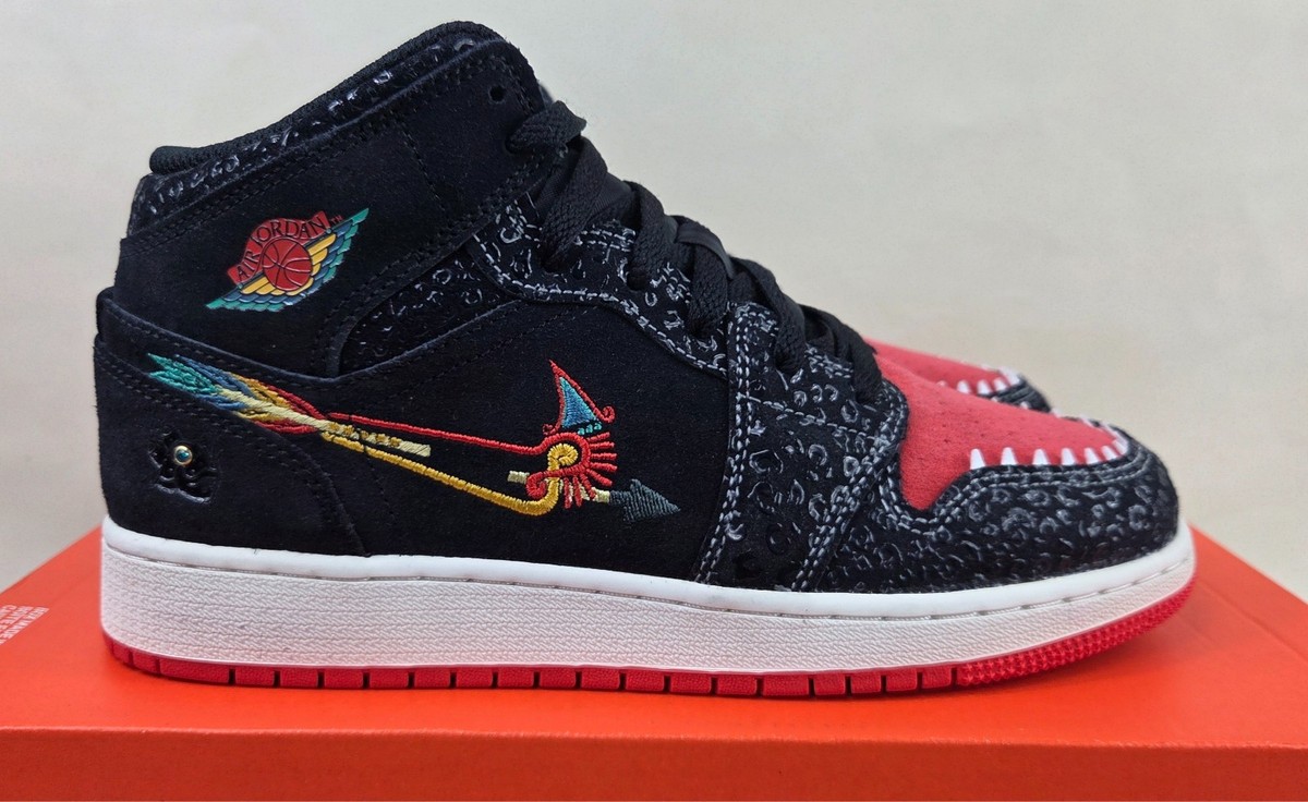 Air Jordan 1 Mid SE Boys Size 6Y Siempre Familia DN5121-001 Black