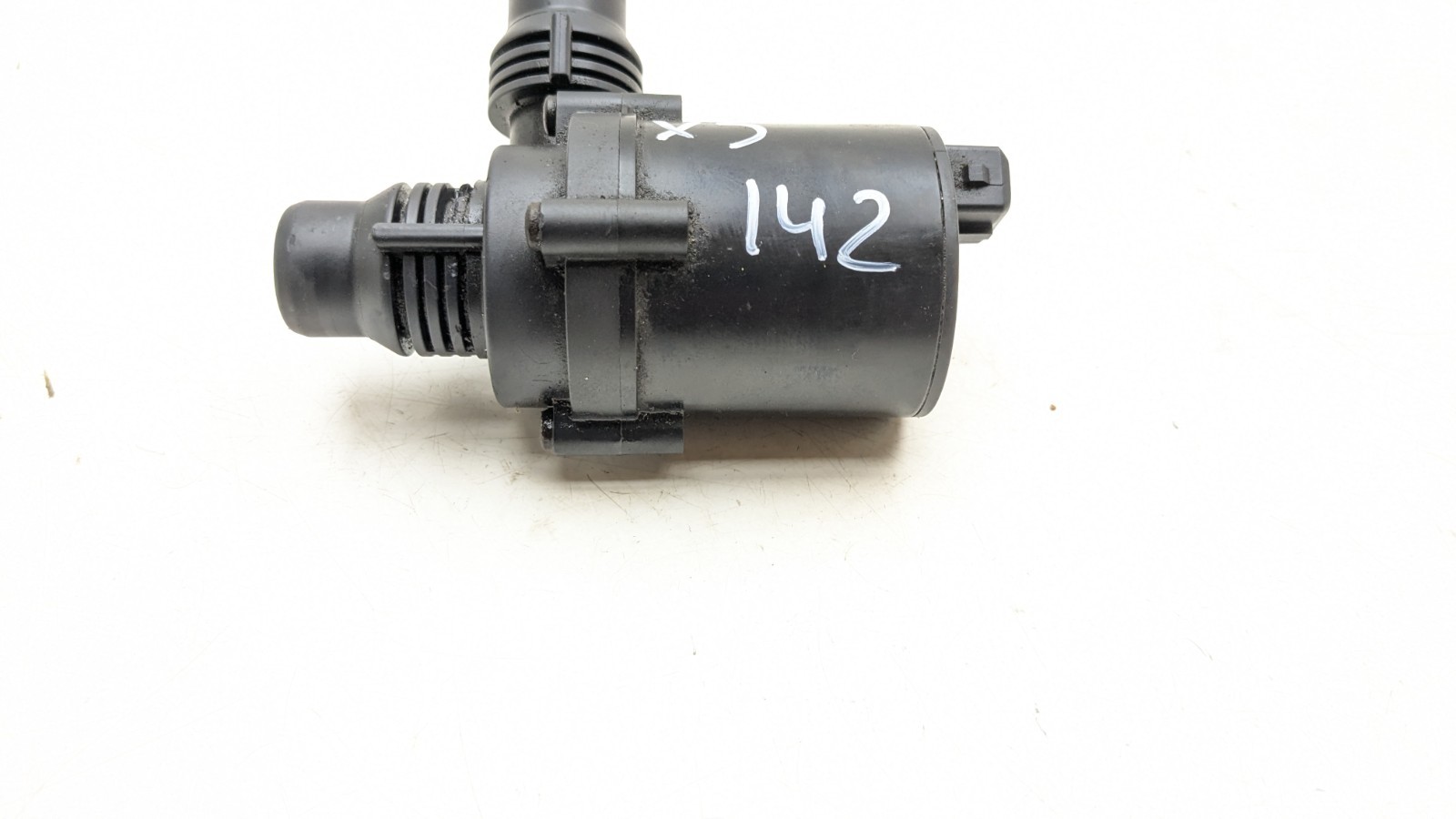 BMW X5 E70 AUXILIARY WATER PUMP 9197085 2013