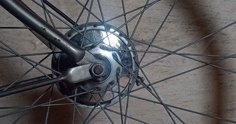 28-er Damenfahrrad Hollandrad Damenrad + 3-Gang Sturmey Archer mit Freilauf - Bild 4 von 4