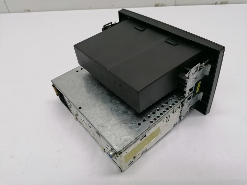 OPEL Corsa C Kassettenradio Kassetten Autoradio Radio 09115095 Code fehlt (19) - Bild 4 von 4