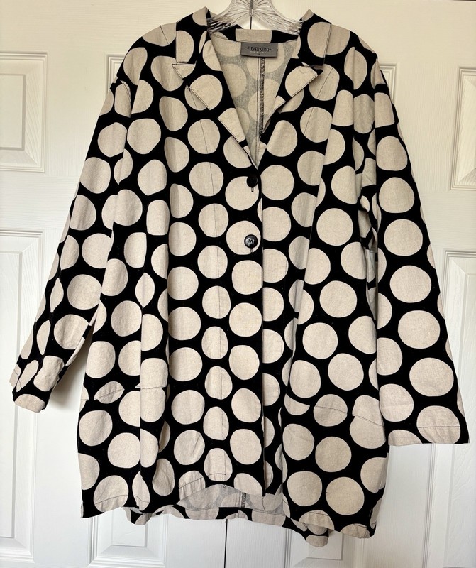 ELEVEN STITCH Design Oversized Jacket Black Beige Polka Dot W/ Pockets-XS