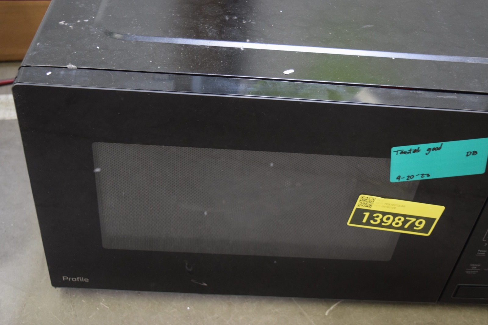 GE Profile PEB7227DLBB 25" Black 2.2 cu. ft. BuiltIn Microwave 139879