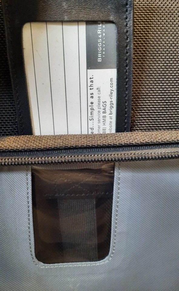 Briggs & Riley U378-4 Deluxe 24" Suit Garment Bag 2 Wheels - Image 4 of 4