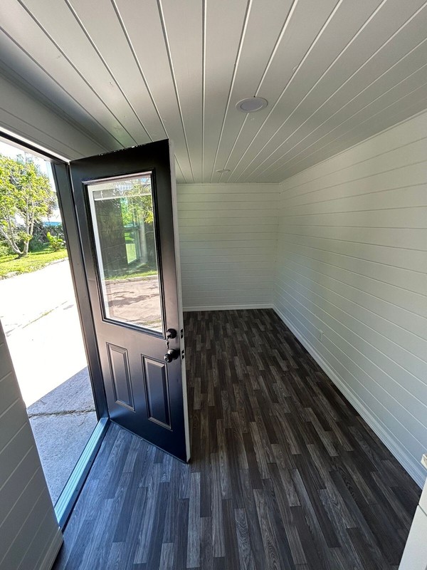 20FT CUSTOM SHIPPING CONTAINER HOME/MOBILE OFFICE - thumbnail 12