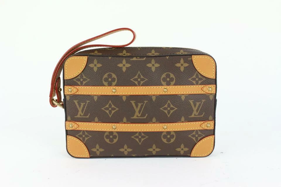 lv wristlet pouch