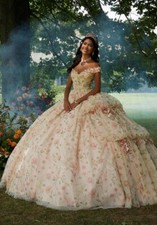 Morilee Vizcaya Quince Style 89457 Blush Floral Sz 8 Ret $1,649. Sale: $1,319.00