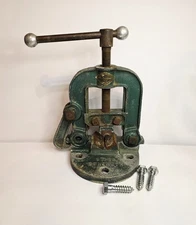 Vintage Littlestown Pa. H & F Co. #43 Littco Hinged Pipe Vise Bench Clamp 9.75"