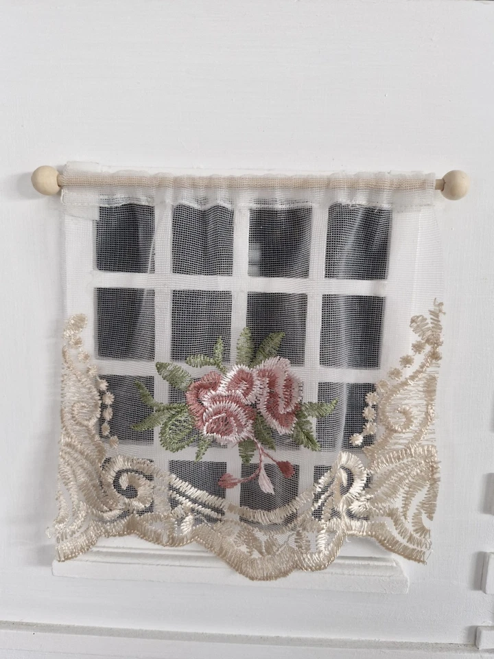 Dolls House Net Curtain panel on a pole with fixings 1.12th 6" X 6 1/4" long - Image 1 of 1