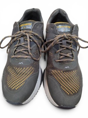 Sketchers D'lux Trail Water Repellent Men's Sneakers Size 11 Good Condition