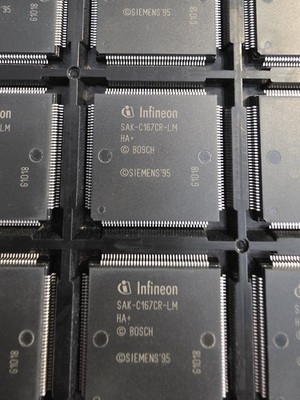 SAK-C167CR-LM  HA+ - INFINEON - MQFP144 - Mikrocontroller NOS