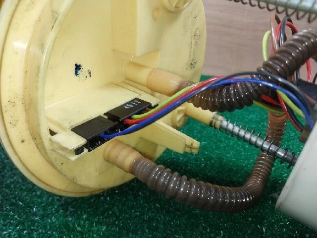 2013 梅赛德斯-奔驰 B200 BlueEFFICIENCY FuelPump A 246 470 08 94 — 第 4/4 张图片