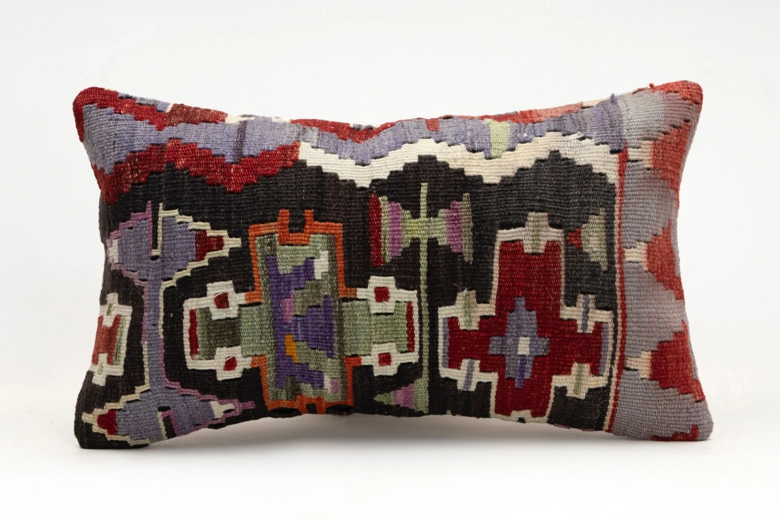 Decorative Pillow Cover, 12x20 in, Turkish Kilim Cushion, Boho Sofa Throw Pillow
Opens in a new wind