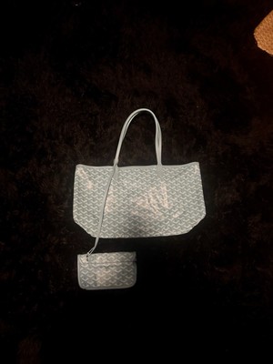 Goyard Handbag Comes With Little Side Pouch For Accessories