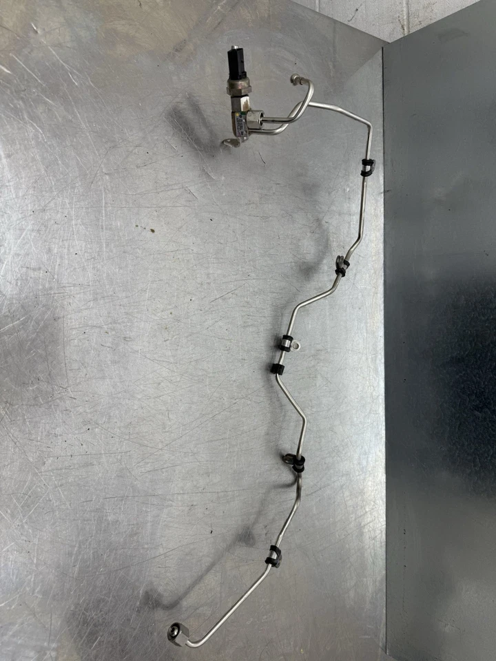 Tubería de suministro de combustible alta presión 0P2127503F Audi RS6 C8 4.0 DJPB Foto 4 de 4