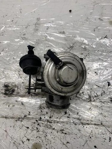 VW PASSAT Variant B5 3B6 AGR-Ventil 038129637 1.90 Diesel 74kw 1999 23929765