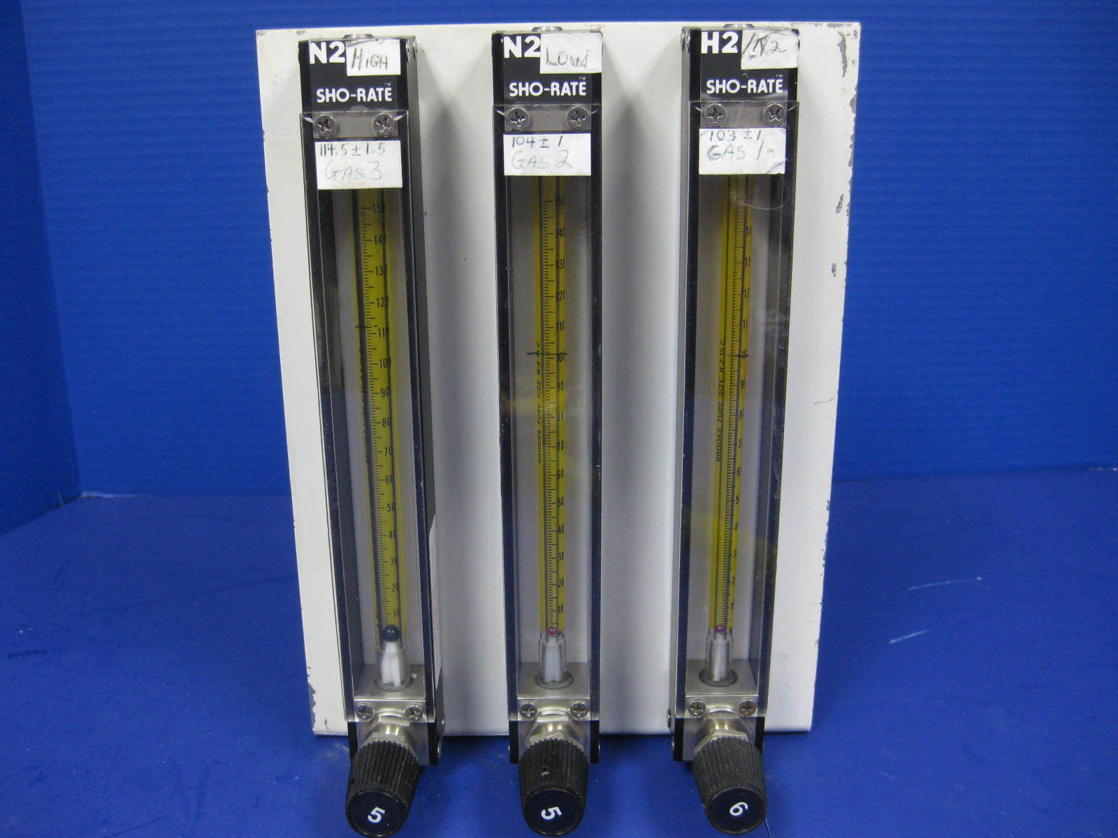 Brooks Sho-Rate 3 Flowmeter Assy w/ 3 Furon Delta Solenoid Valves, DV2-124NOD2