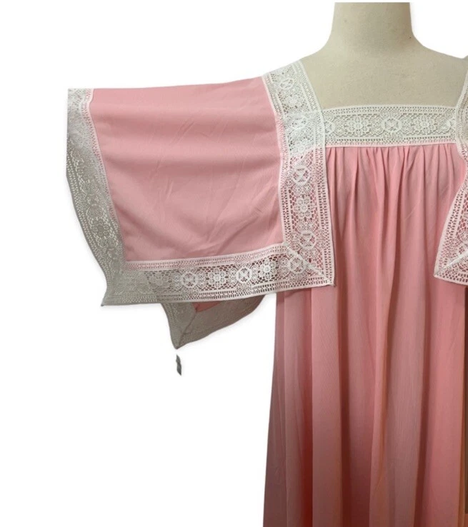 Glam 1970’s Pink Bohemian Maxi Slip Dress , White Lace Trim, Medium - Image 4 of 4