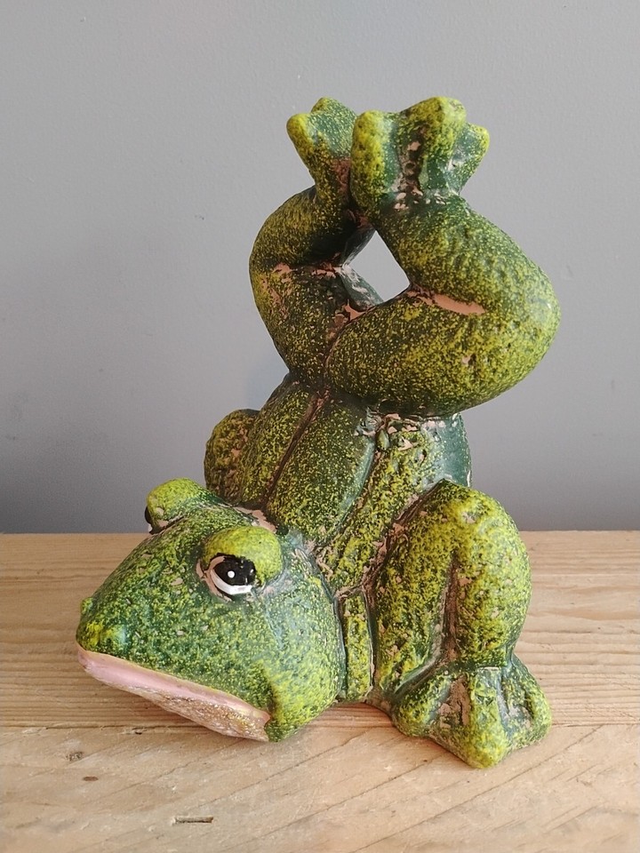 Frog Pottery Garden Statue Ornament Sculpture Figure Green Yoga