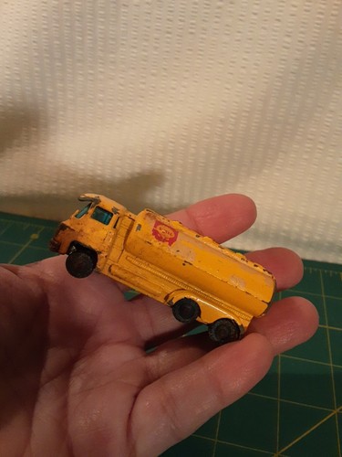 Husky Diecast Shell Petrol Tanker Oil Gas Fuel Tanker Truck GT Britain Vintage