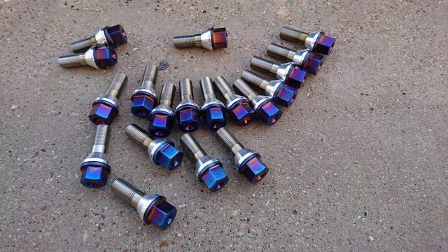 Full Titanium Blue Wheel Lug Nut Lug Nuts Stud Wheel Bolt fits Most Lamborghini