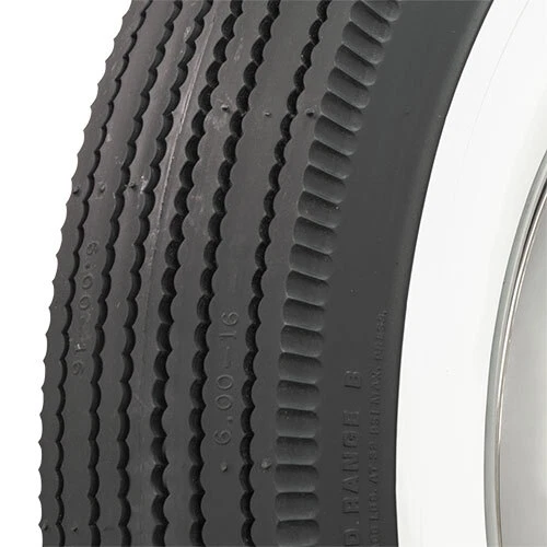 BFGOODRICH Silvertown Bias Ply 650-16 3-3/4" WW (Quantity of 4) - Imagem 3 de 4