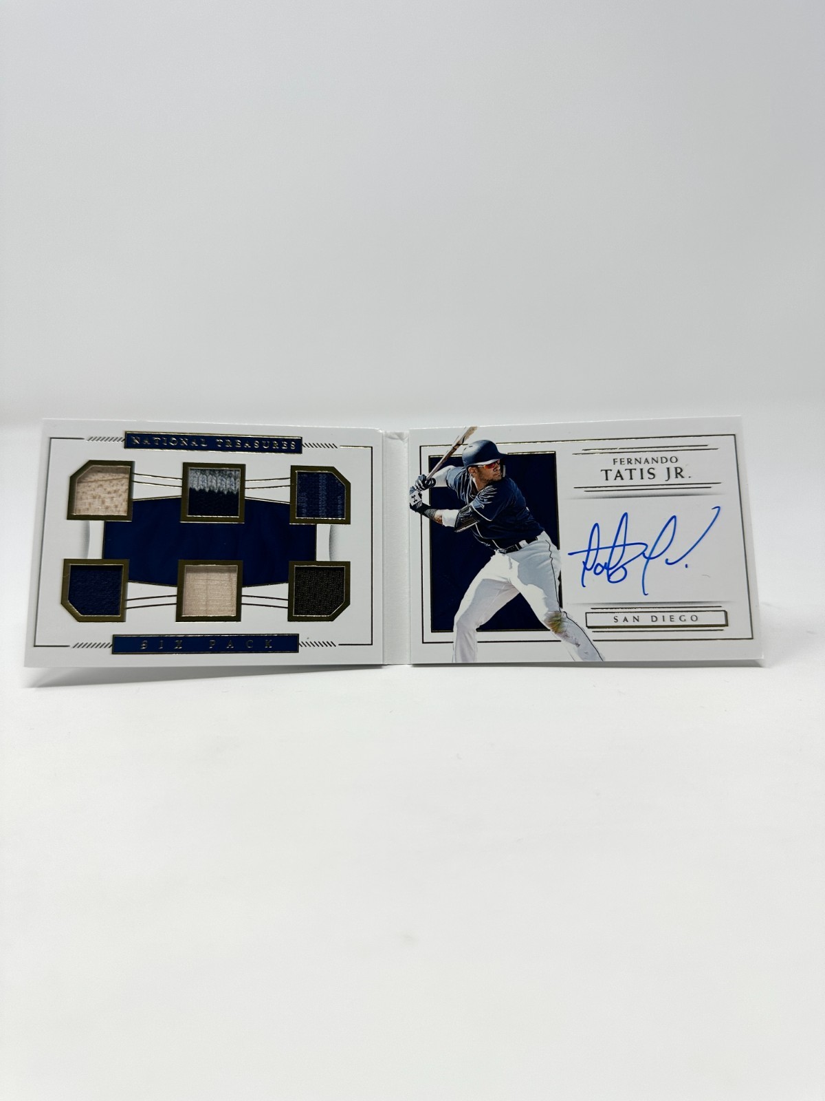 2019 Panini National Treasures Fernando Tatis Jr Auto Patch Booklet 6 Relics /99